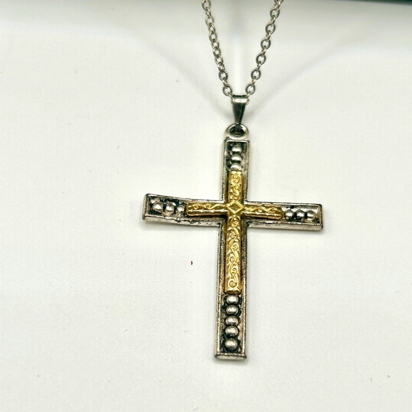 Vintage Silver and Gold Cross Pendant Necklace​​​ - Picture 4 of 8